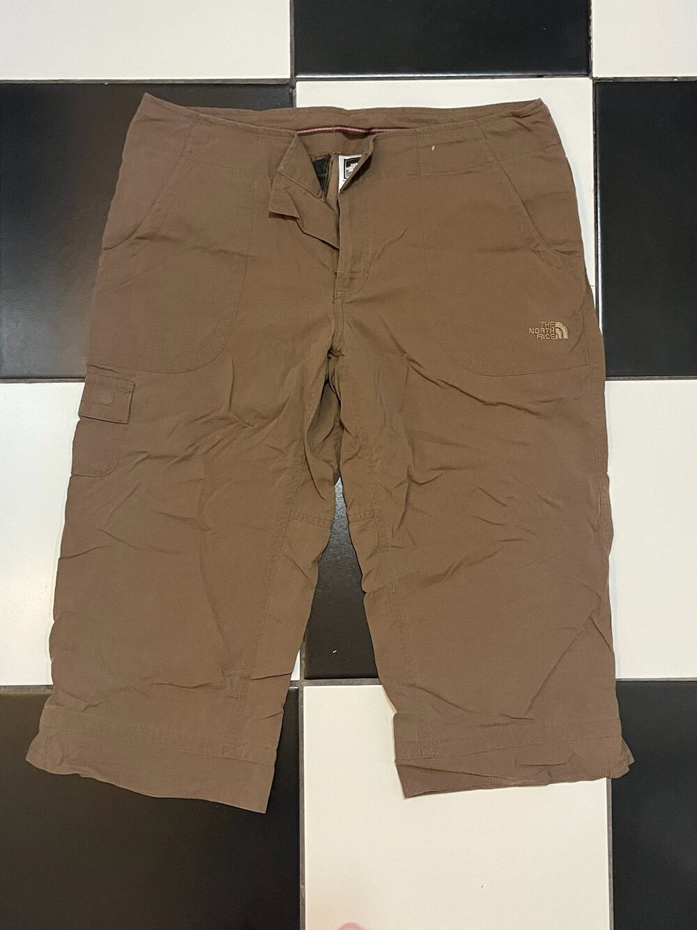 Women's The North Face brown outdoor hiking capri pants, size 8